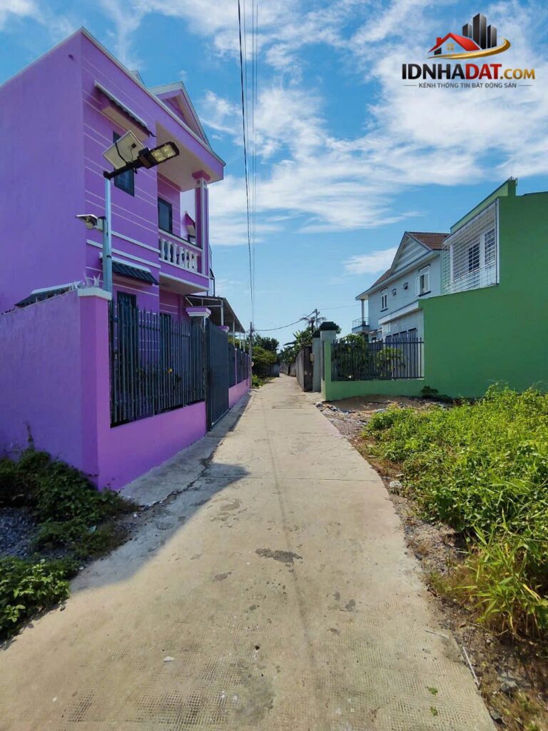 Cần bán 98m2 đất thổ cư hẻm ba gác gần QL1A