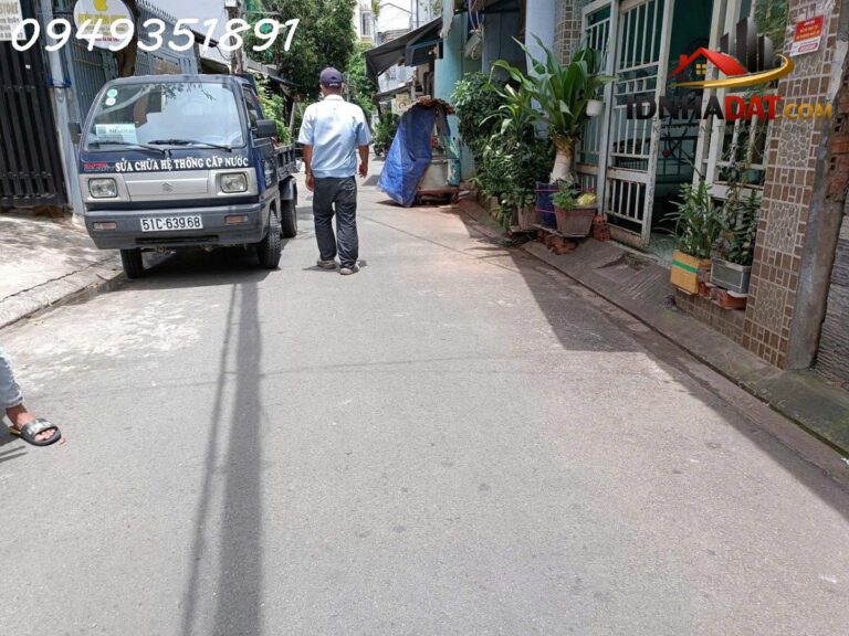 Nhà hxh – giáp sân bay – 190m2 – cấp 4 – giá 21 tỷ