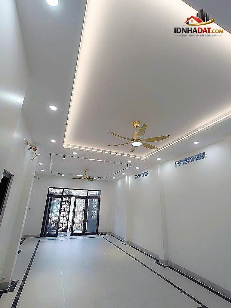 Bán nhà 2 tầng 100m2 chỉ 8,2 tỷ tại Đường 10, Tam Bình, Thủ Đức – Cơ hội đầu tư tuyệt vời!