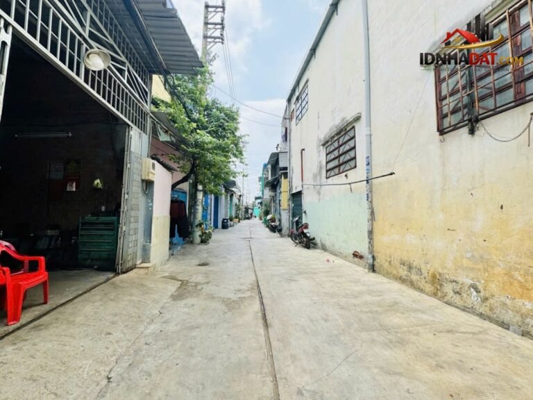 Bán nhà xưởng liên khu 10-11 Bình Tân hẻm 6m, diện tích 420m2 – Giá 26 tỷ