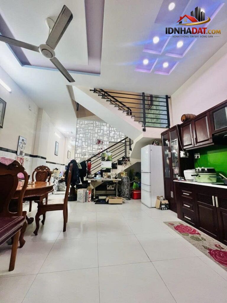 Bán nhà mặt tiền Tây Sơn – gần đường Tân Hương, 5,1×18,5m, 2 tầng – 3 PN, chỉ 8,5 tỷ.