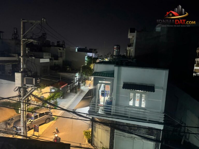 Bán nhà mặt phố Bình Thanh, Bình Tân, HCM: 76m2, 3 tầng, 4PN, giá 6.5 tỷ – Sổ hồng chính chủ, vị trí vàng