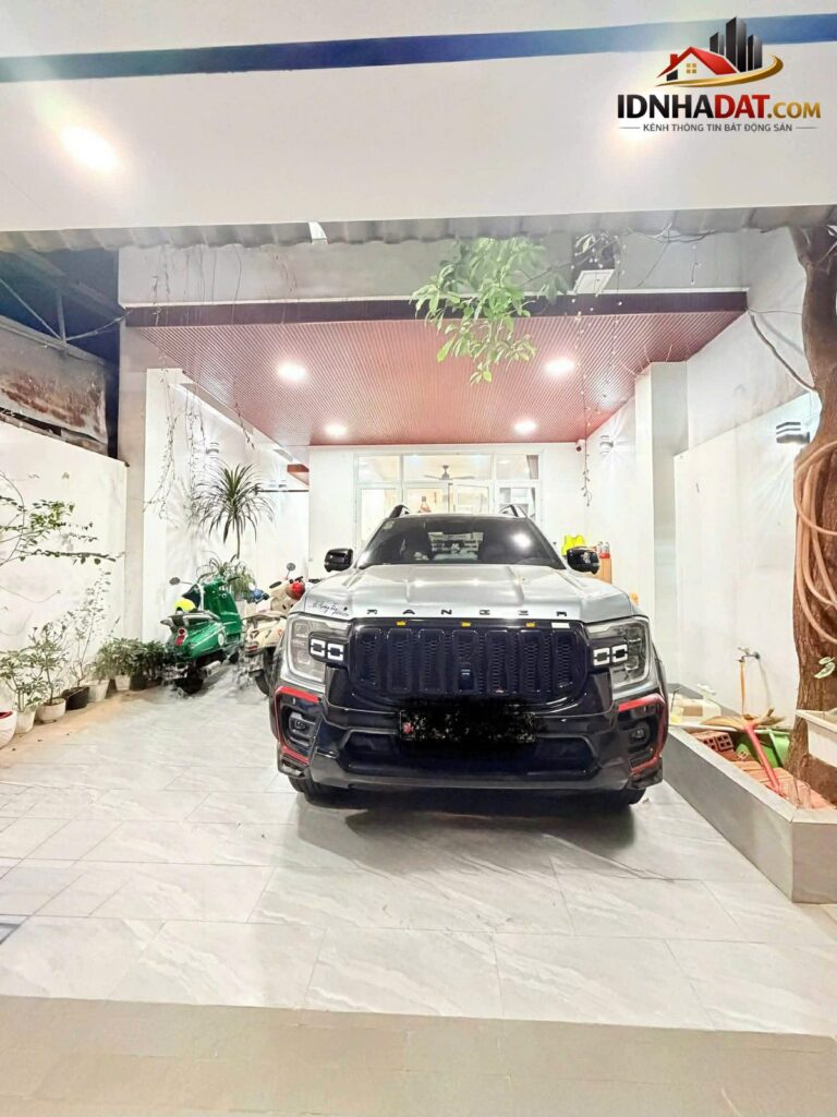 Nhà bán hẻm 6m Bạch Đằng, ngay sân bay Tân Sơn Nhất, giao Hồng Hà, 6,1x18m, 4 tầng, 24,5 tỷ