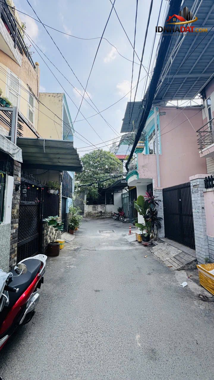 Giảm 400tr gấp bán nhà Tân Kỳ Tân Quý Tân Phú 50m2 ngang đẹp 4m 50m2-2 tầng 5 tỷ