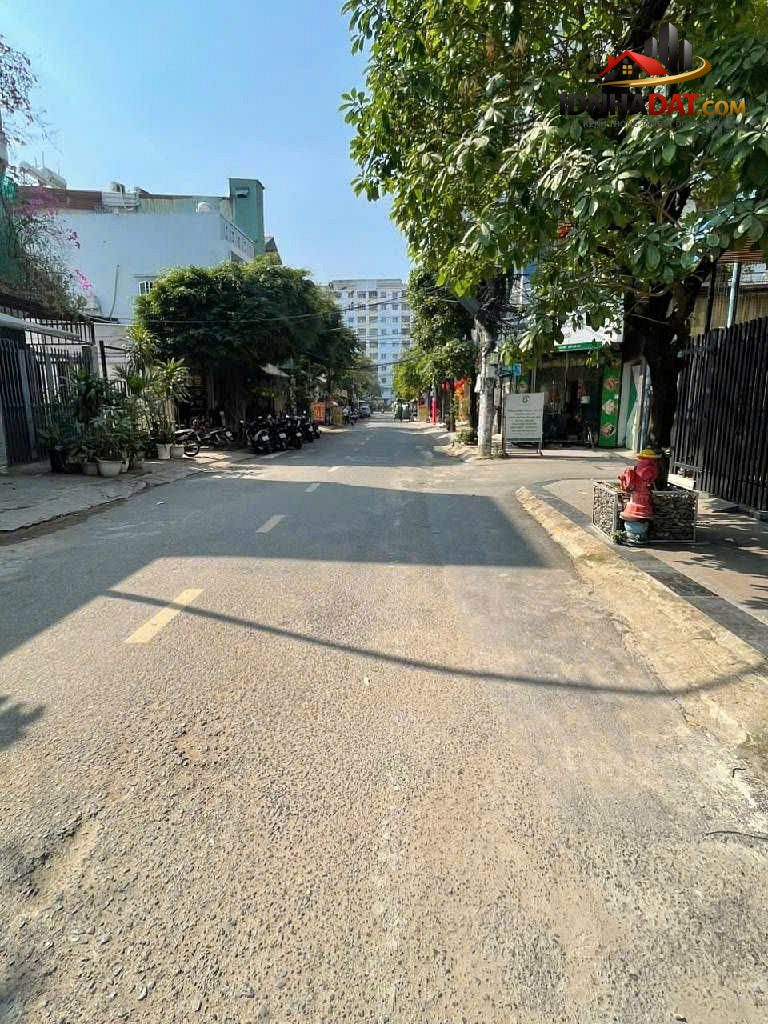 Bán nhà mới tại Bình Tân – Đường xe tải thông – 55m2 – 4 tầng – Giá 8 tỷ nhỉnh