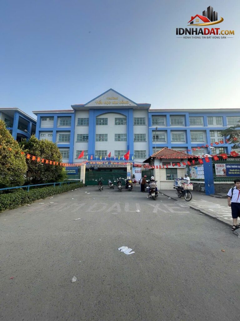 Siêu phẩm đ số 4 ngay trường Kim Đồng hẻm 6m thông KD 32m2-2 tầng nhỉnh 3 tỷ