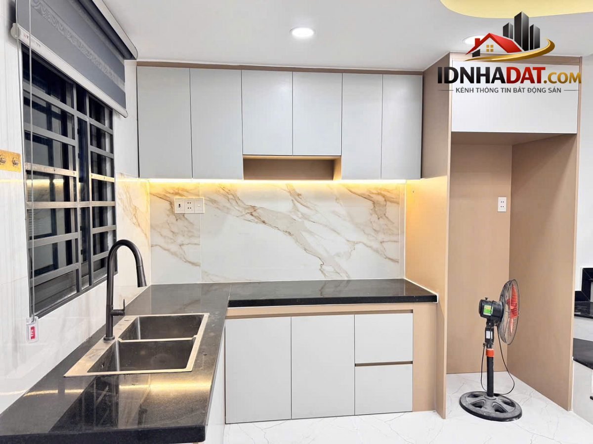 Nhà mới hẻm 1/ đường xe tải thông, góc 2 mặt tiền … – Bán nhà trong hẻm – ngõ Quận Bình Tân – TP Hồ Chí Minh giá BÁN 7 – 10 tỷ