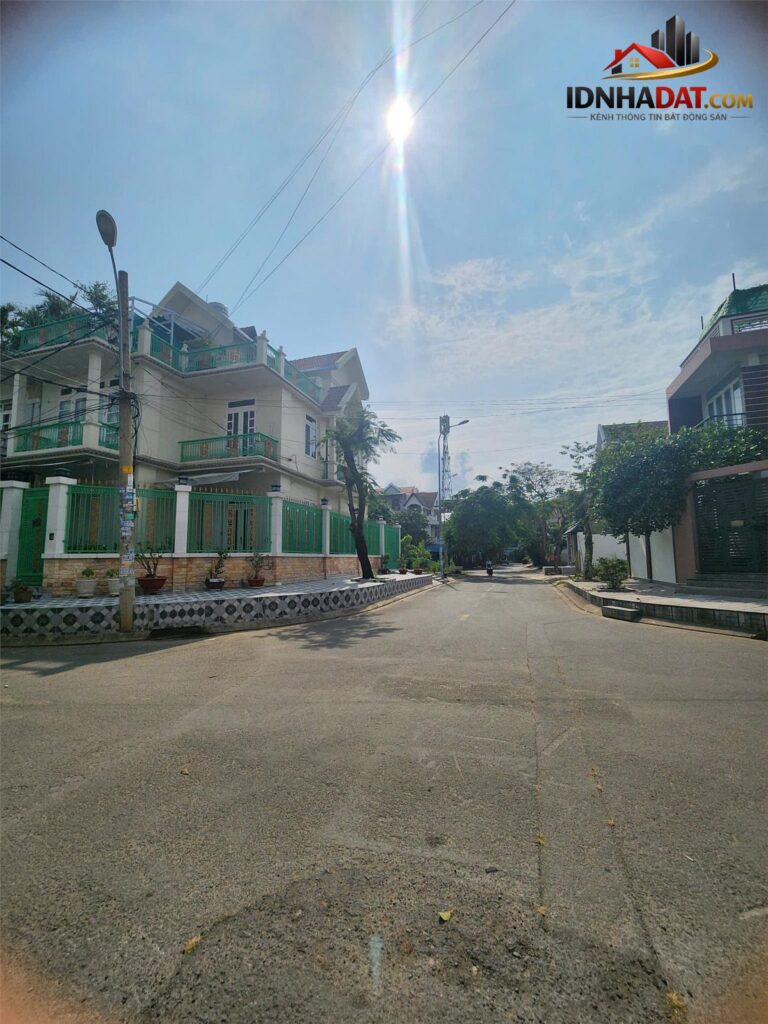 Bán biệt thự lô góc 168m2 Bình Hưng Bình Chánh nhỉnh 15 tỷ