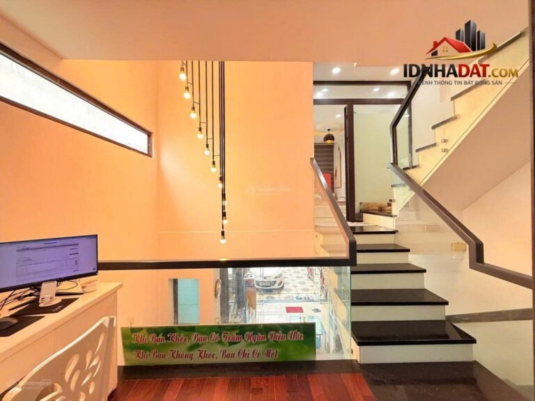 Độc Đáo! Nhà Mặt Tiền Nguyễn Khang, An Khê, Đà Nẵng 94m² 3 Tầng, Chỉ 7.4 Tỷ!