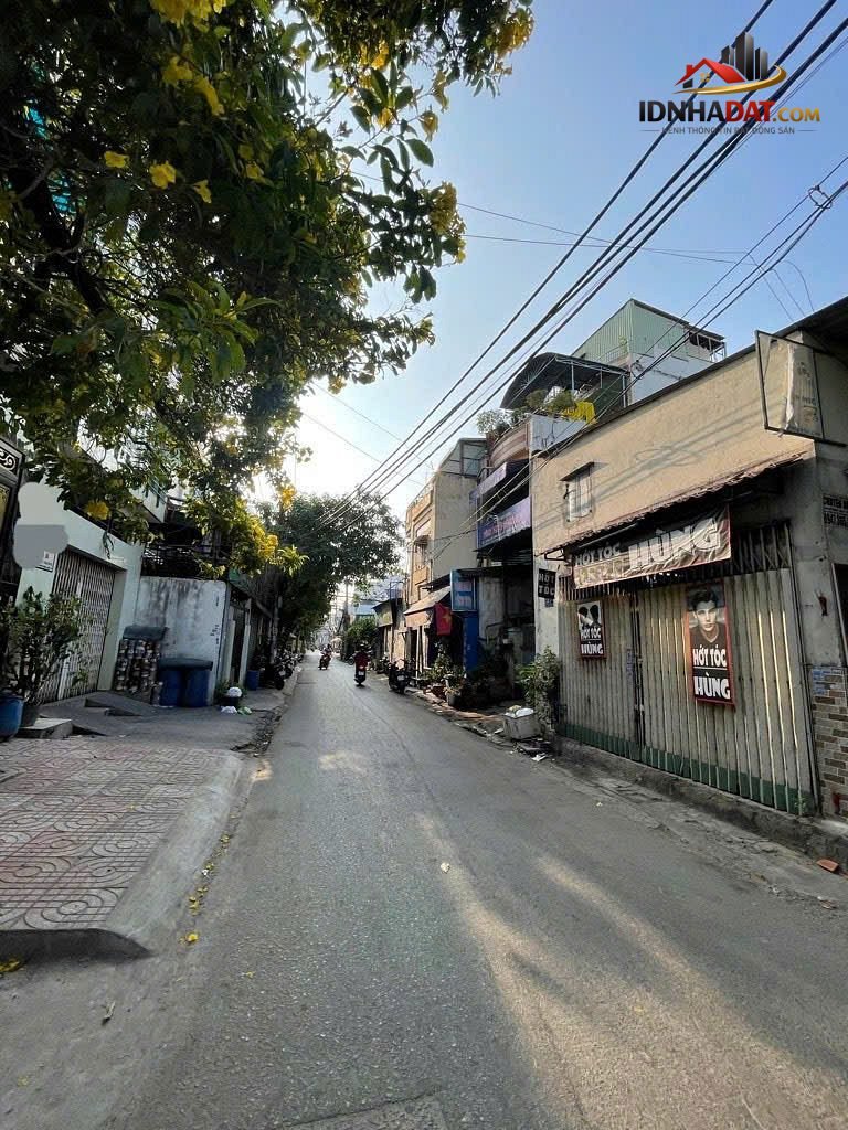 Nhà mới hẻm xe hơi 6 tỷ tại Bình Tân, gần Tân Phú