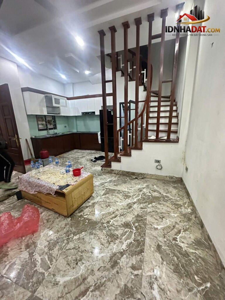 SỐC! Lô Góc Nguyễn Sơn, Long Biên – Tặng Full Nội Thất, Ô Tô Đỗ Cửa!