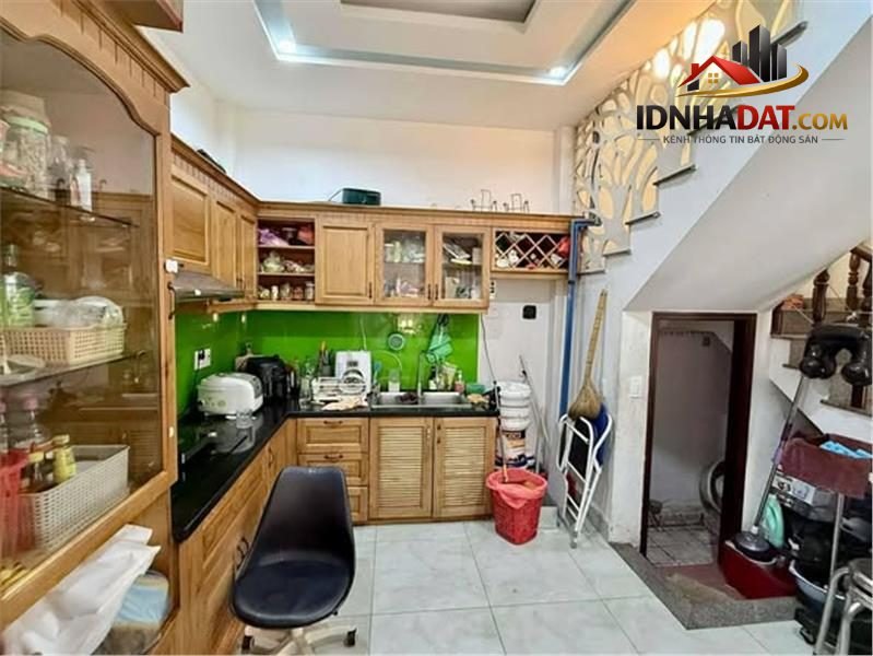 Nhà mt đường hồng lĩnh phường 15 cũ quận 10.