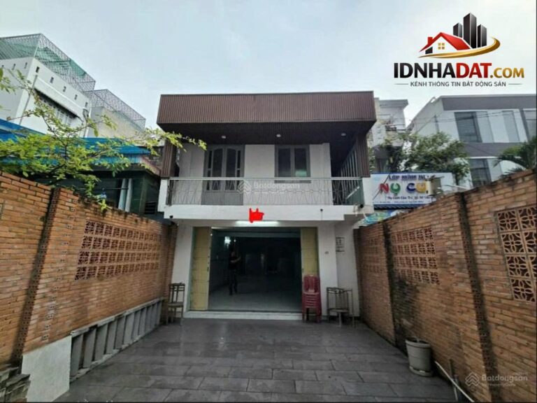 Bán nhà hẻm xe tải gần mặt tiền Quang Trung, TP HCM