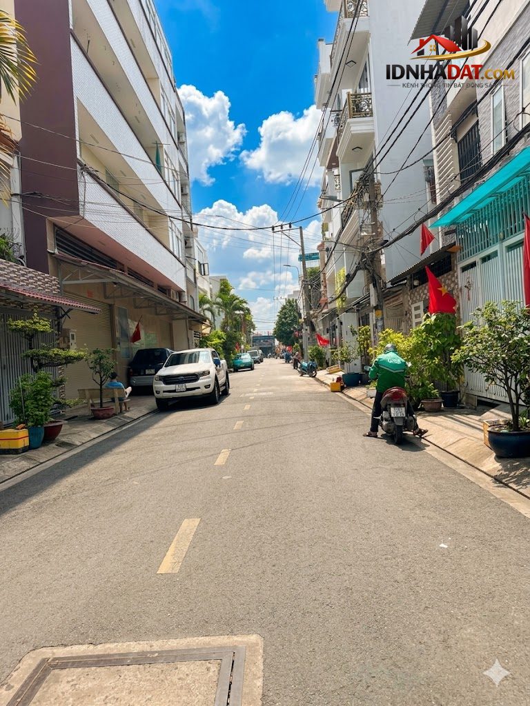 Bán nhà hẻm xe hơi Thoại Ngọc Hầu Tân Phú, 115m2, 4×28.5m nở hậu 5m, sát GO Phú Thạnh chỉ 9.9 tỷ.