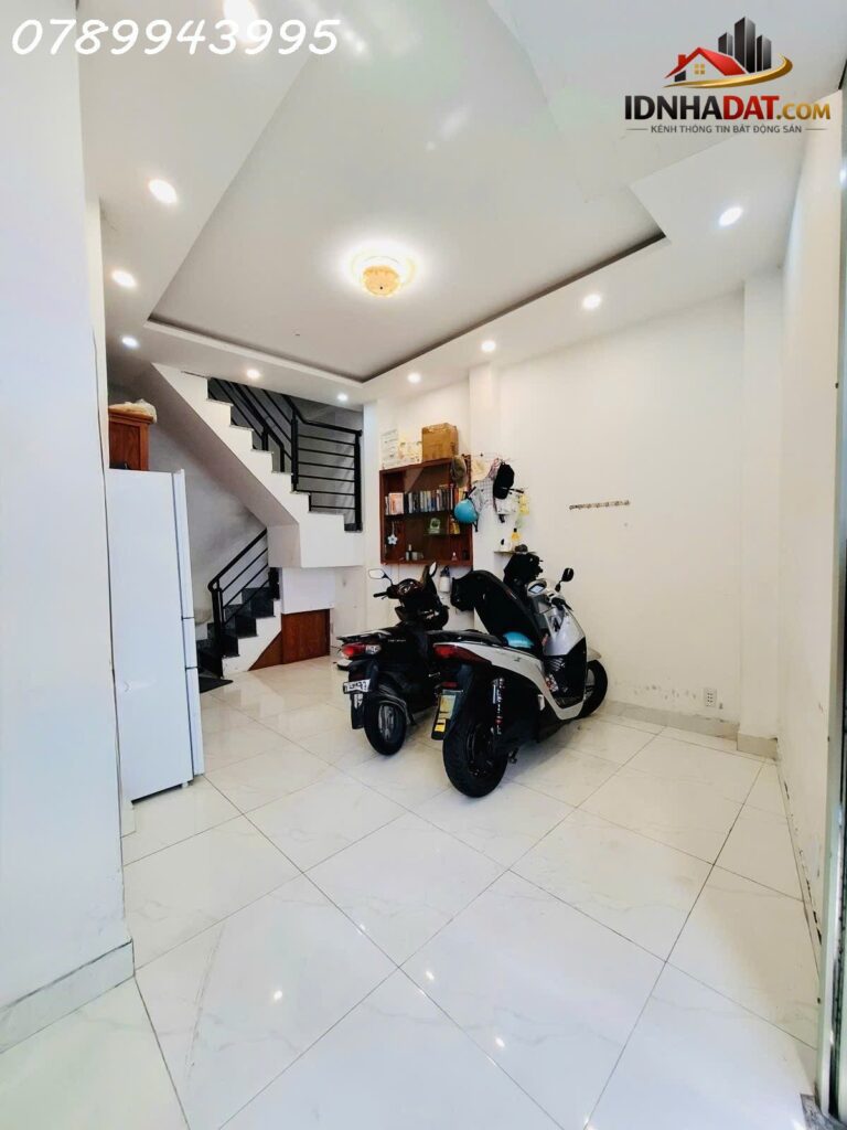 Bán nhà quận 3 Cách Mạng Tháng Tám hẻm gần 3m, giá chỉ 3 tỷ 9