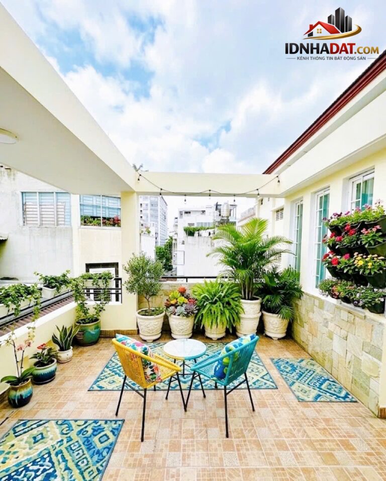 SỐC! Nhà Hẻm Ô Tô Tô Hiến Thành, Q10 – 4 Tầng Mới Keng, Sổ Hồng Riêng!