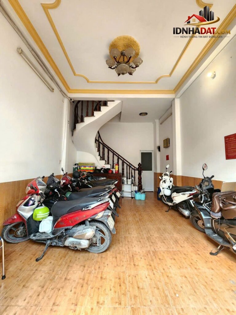 Chính chủ bán CHDV Tân Sơn Nhì, Tân Phú, dòng tiền 30 triệu/tháng, 50m2, 4 tầng, 7 phòng, giá nhỉnh 6 tỷ