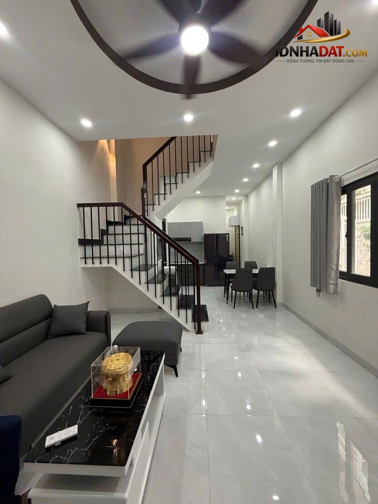 Nhà mới 2 tầng hẻm xe hơi tại Hiệp Tân, Tân Phú chỉ 5 tỷ