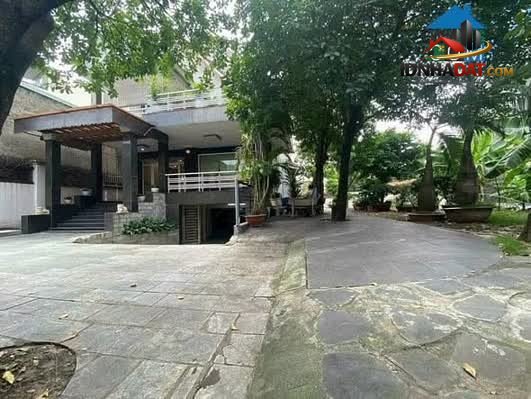 Sở hữu ngay nhà mặt phố tuyệt đẹp tại Quận 12, diện tích 1080m2, giá rẻ bất ngờ chỉ 77.9 tỷ!
