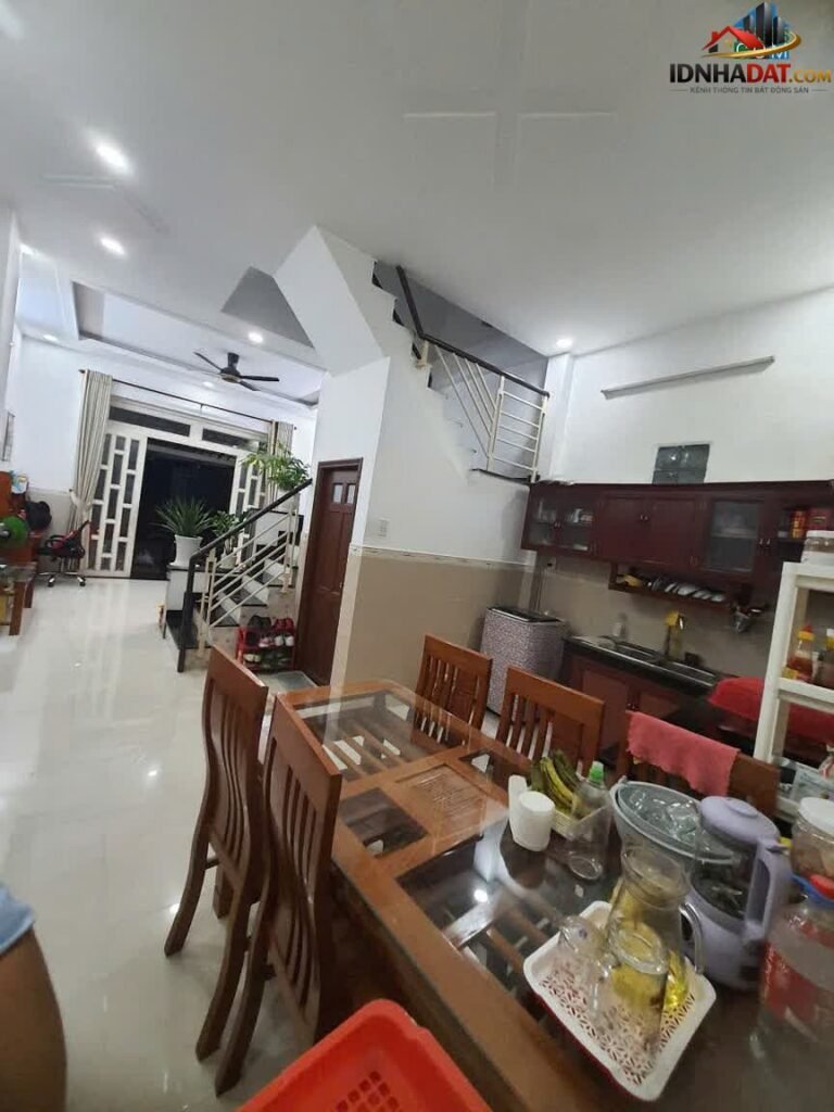 Bán nhà Phường Linh Xuân Quận Thủ Đức Thành Phố Hồ Chí Minh 146m² Giá 5.7 Tỷ