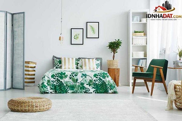 Cách bố trí giường lớn cho phòng ngủ nhỏ - Ảnh 2.