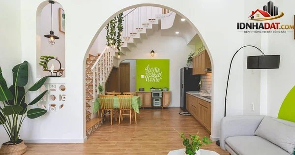 Khám Phá Ngôi Nhà Green House Với Gam Màu Chói Lóa Và Thiết Kế Độc Đáo