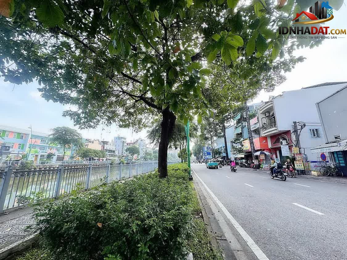 Bán nhà đất Đường Hoàng Sa – Phường cũ Không xác định Quận 3 – Thành phố Hồ Chí Minh 185 m² 46 tỷ