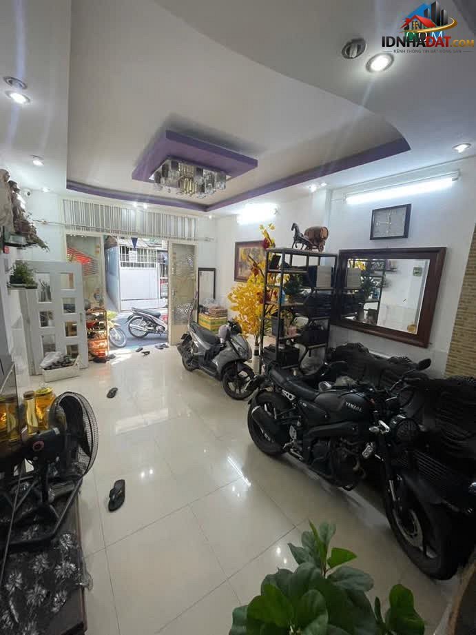 Bán nhà đất Đường Âu Cơ – Phường cũ 10 Quận Tân Bình – Thành phố Hồ Chí Minh – Diện tích 80 m² – Giá 9.9 tỷ