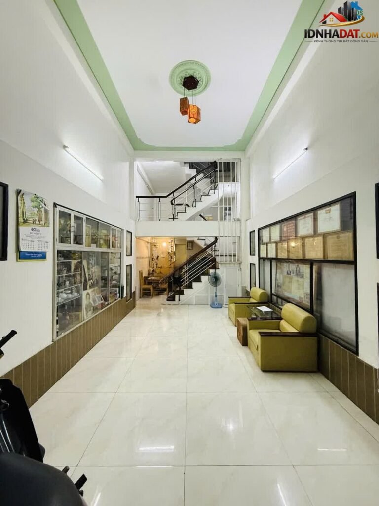 HXH Đỗ Cửa Thoại Ngọc Hầu – Tân Phú – 47M2 – 5 Tầng Chỉ 6.7 Tỷ Bán Nhà Đất Đường Thoại Ngọc Hầu – Phường Cũ Phú Thạnh Quận Tân Phú – Thành Phố Hồ Chí Minh