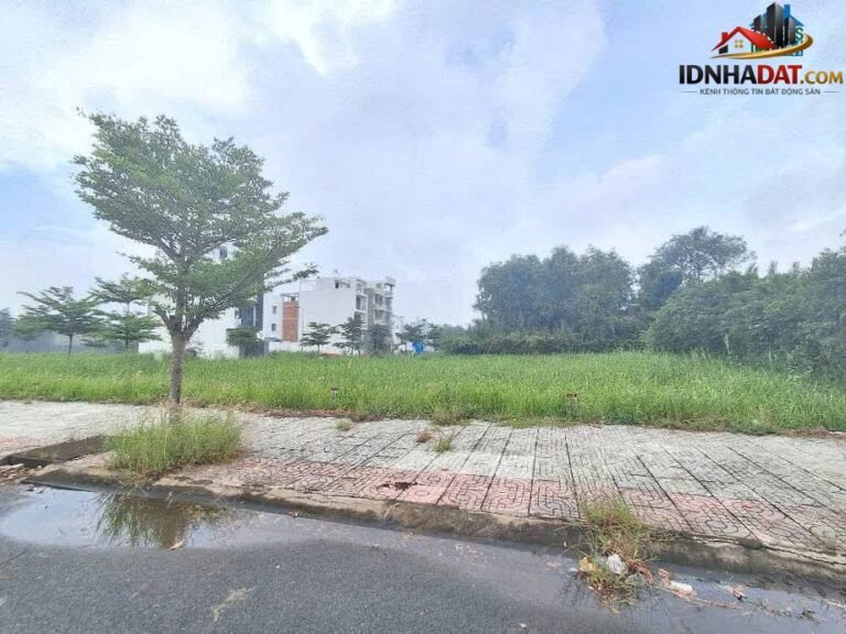 Bán đất Đường Lê Văn Lương – Phường cũ Phước Kiển Huyện Nhà Bè – Thành phố Hồ Chí Minh diện tích 1247 m² giá 12.5 tỷ