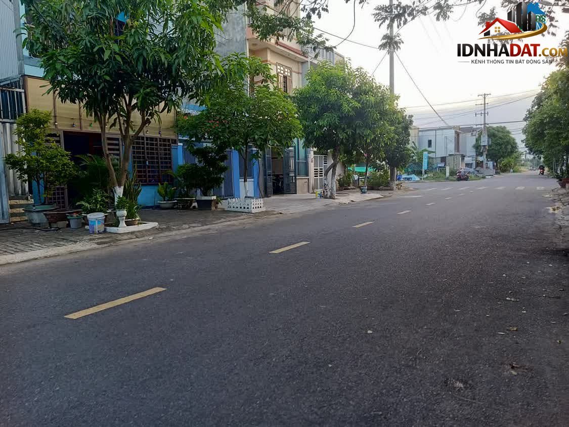 Bán nhà đất Đường Nguyễn Văn Tấn – Phường cũ Hòa Xuân Quận Cẩm Lệ – Thành phố Đà Nẵng 100m2 4.5 tỷ