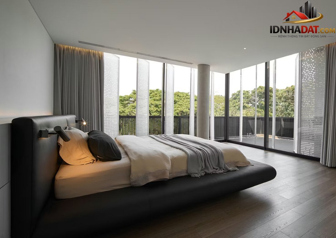 Biệt thự TP.HCM ấn tượng với khối bê tông thô mộc bao bọc không gian sống hiện đại- Ảnh 13.
