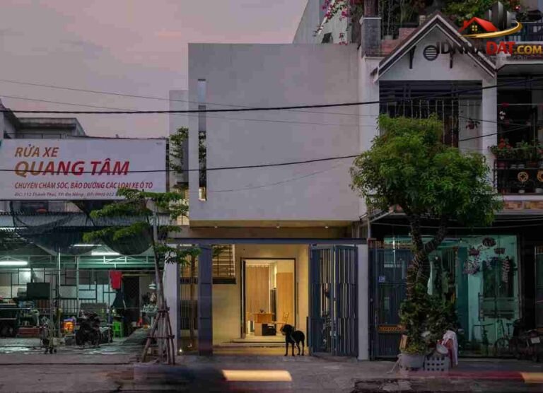 Khám Phá Nếp Nhà 2 Tầng Kiểu Nhật Tại Đà Nẵng: Không Gian Xanh Vỗ Về Trái Tim Mẹ