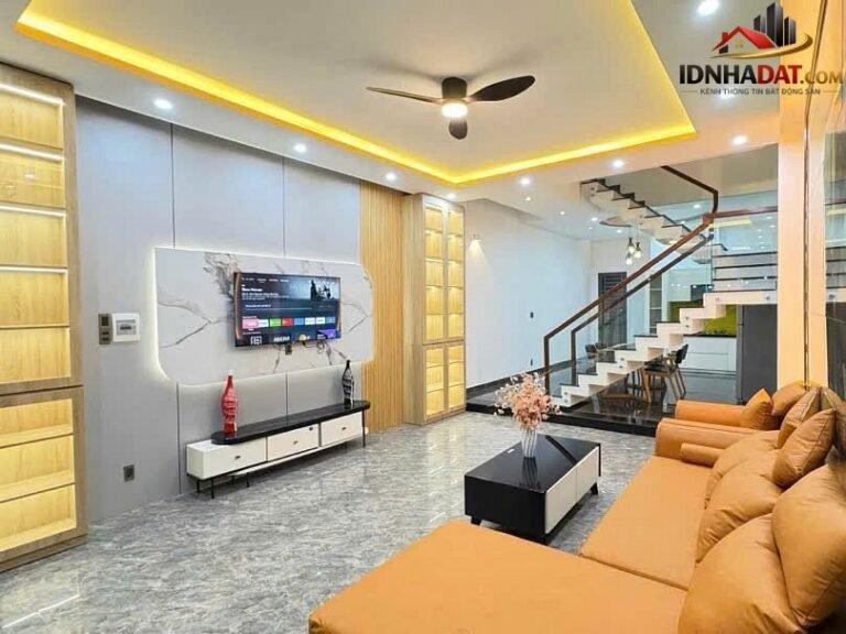 Cần bán gấp nhà 2 tầng đường Huy Cận – Hải Châu – Đà Nẵng – 10,9 tỷ – Bán nhà Phường Hòa Cường Bắc Quận Hải Châu Thành Phố Đà Nẵng
