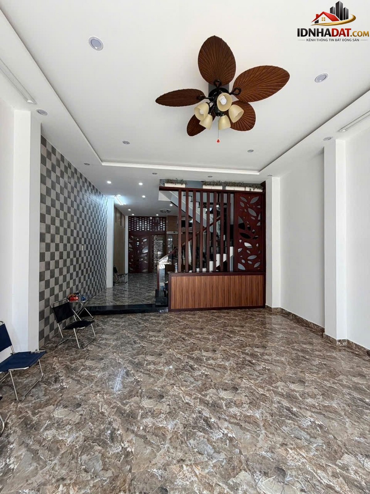 Nhà mặt tiền Nguyễn Xí 100m2, 4 tầng kiên cố, kinh doanh tốt, chỉ 10.75 tỷ – Bán nhà Hòa Khánh Nam Quận Liên Chiểu Thành Phố Đà Nẵng