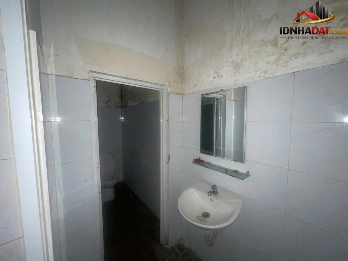 100m2 mặt tiền d10 – tây thạnh, tân phú vị trí đẹp – kinh doanh sầm uất – giá tốt Bán nhà đất Đường 1 – Phường cũ Hiệp Tân Quận Tân Phú – Phường mới Hiệp Tân – Thành phố Hồ Chí Minh 9.303 tỷ