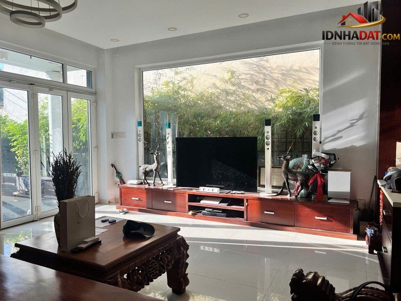 Bán nhà Phường Tăng Nhơn Phú A Quận Thủ Đức Thành Phố Hồ Chí Minh – Diện tích 222 m2 – Giá 17,9 tỷ