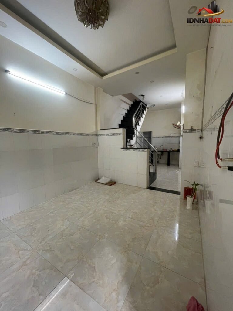 Nhà đẹp đht 45m sắp hoàn thiện giá chỉ 3.6 tỷ Bán nhà đất Đường Nguyễn Văn Quá – Phường cũ Đông Hưng Thuận Quận 12 – Phường mới Đông Hưng Thuận – Thành phố Hồ Chí Minh