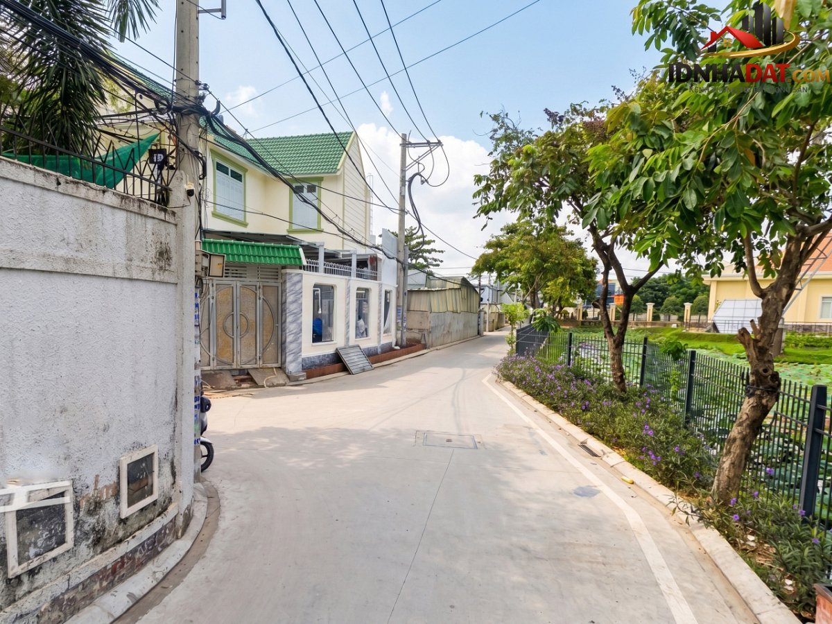 L2211 đất xây chdv đỉnh – sát chợ vườn lài Bán nhà đất Đường Quốc lộ 1A – Phường cũ An Phú Đông Quận 12 – Phường mới An Phú Đông – Thành phố Hồ Chí Minh 110m2 5.9 tỷ