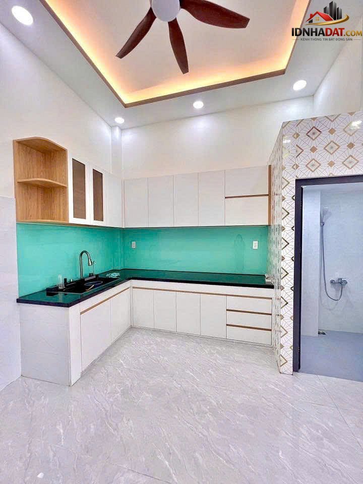 Nhà mới 4 tầng 4.3x14m hxh phạm thế hiển p3q8. giá: 8.9 tỷ Bán nhà đất Đường Phạm Thế Hiển – Phường cũ 3 Quận 8 – Phường mới 3 – Thành phố Hồ Chí Minh