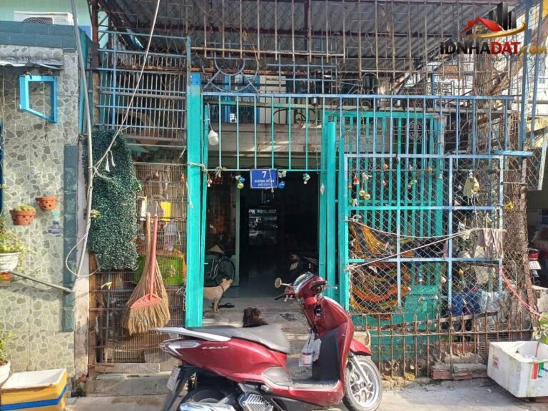 Bán đất tặng nhà cấp 4 Đường Tân Quý – Phường cũ Tân Quý Quận Tân Phú – Thành phố Hồ Chí Minh 170m2 17 tỷ