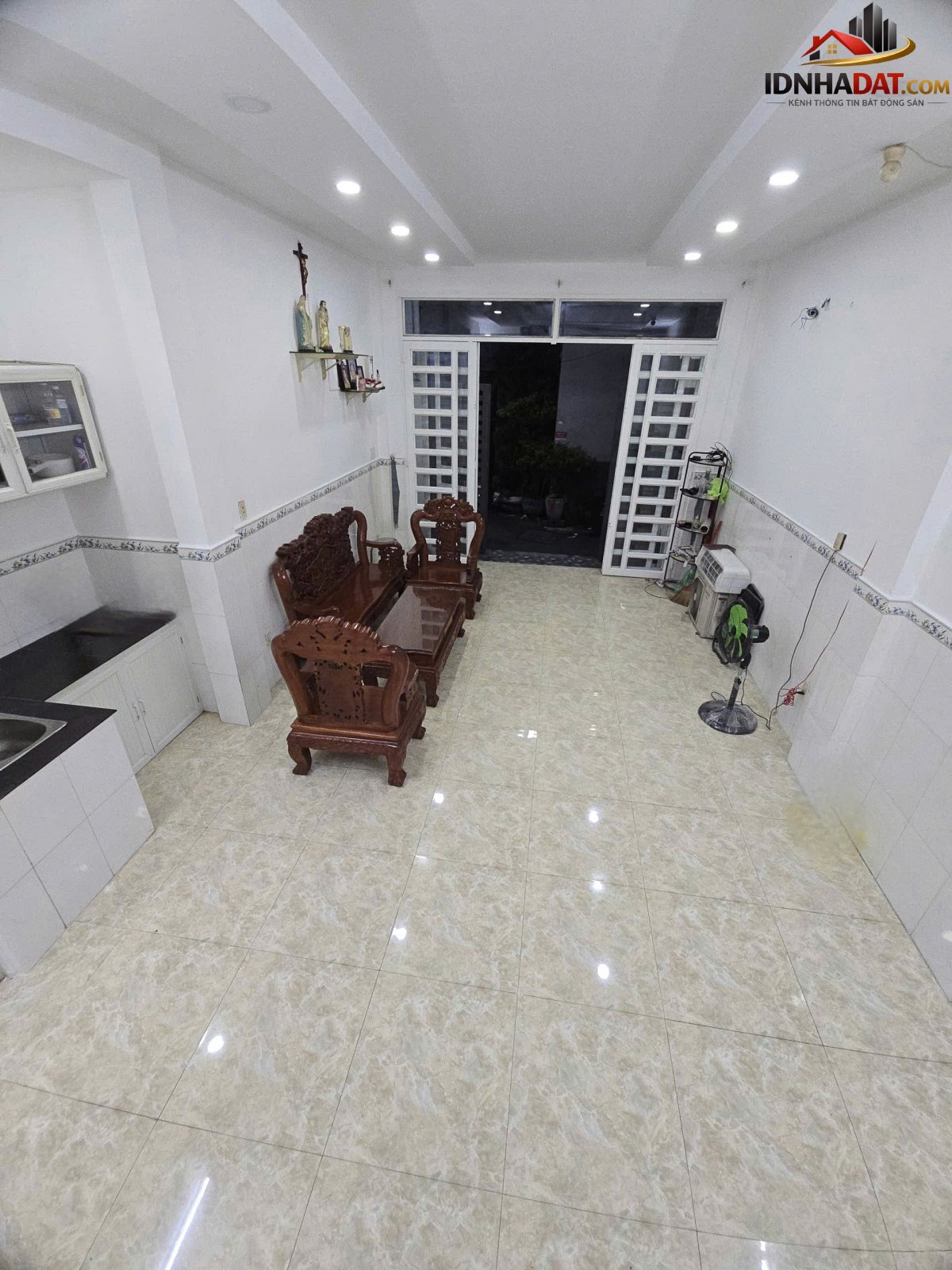 Sát ngay mặt tiền Trần Văn Quang 42m2 2 tầng 2PN 2 WC SHR chỉ 5.8 tỷ – Bán nhà đất Đường Trần Văn Quang – Phường cũ – Quận Tân Bình – Phường mới – Thành phố Hồ Chí Minh