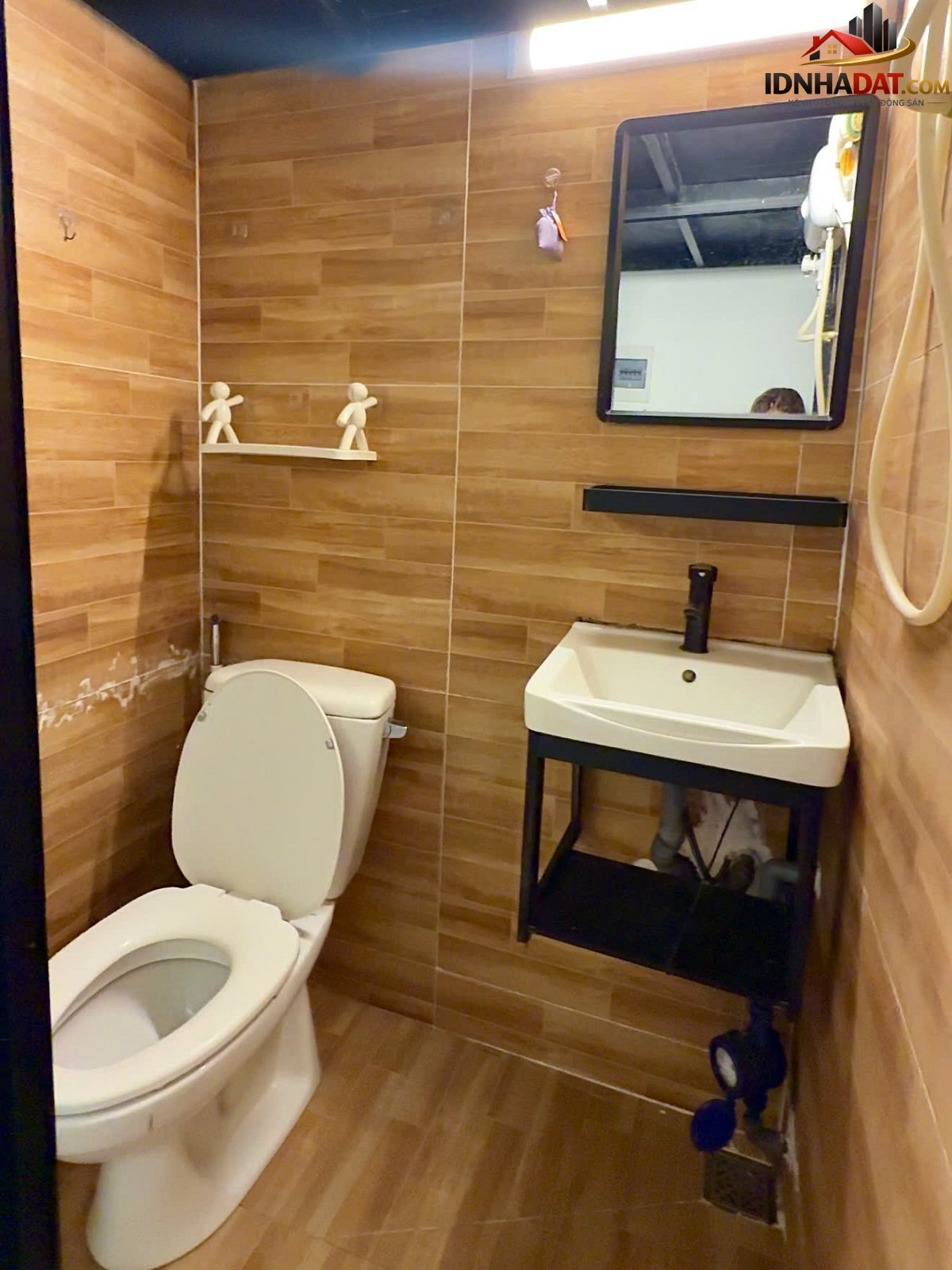 Căn hộ full tiện ích hẻm 212b nguyễn trãi, quận 1 Bán nhà đất Đường Nguyễn Trãi – Phường cũ Nguyễn Cư Trinh – Quận 1 – Thành phố Hồ Chí Minh 20m2 4 triệu