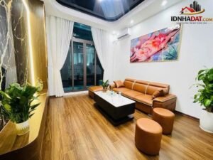 Bán nhà Kim Liên Quận Đống Đa Thành Phố Hà Nội 48m2, ô tô đỗ cửa, kinh doanh, giá 15 tỷ