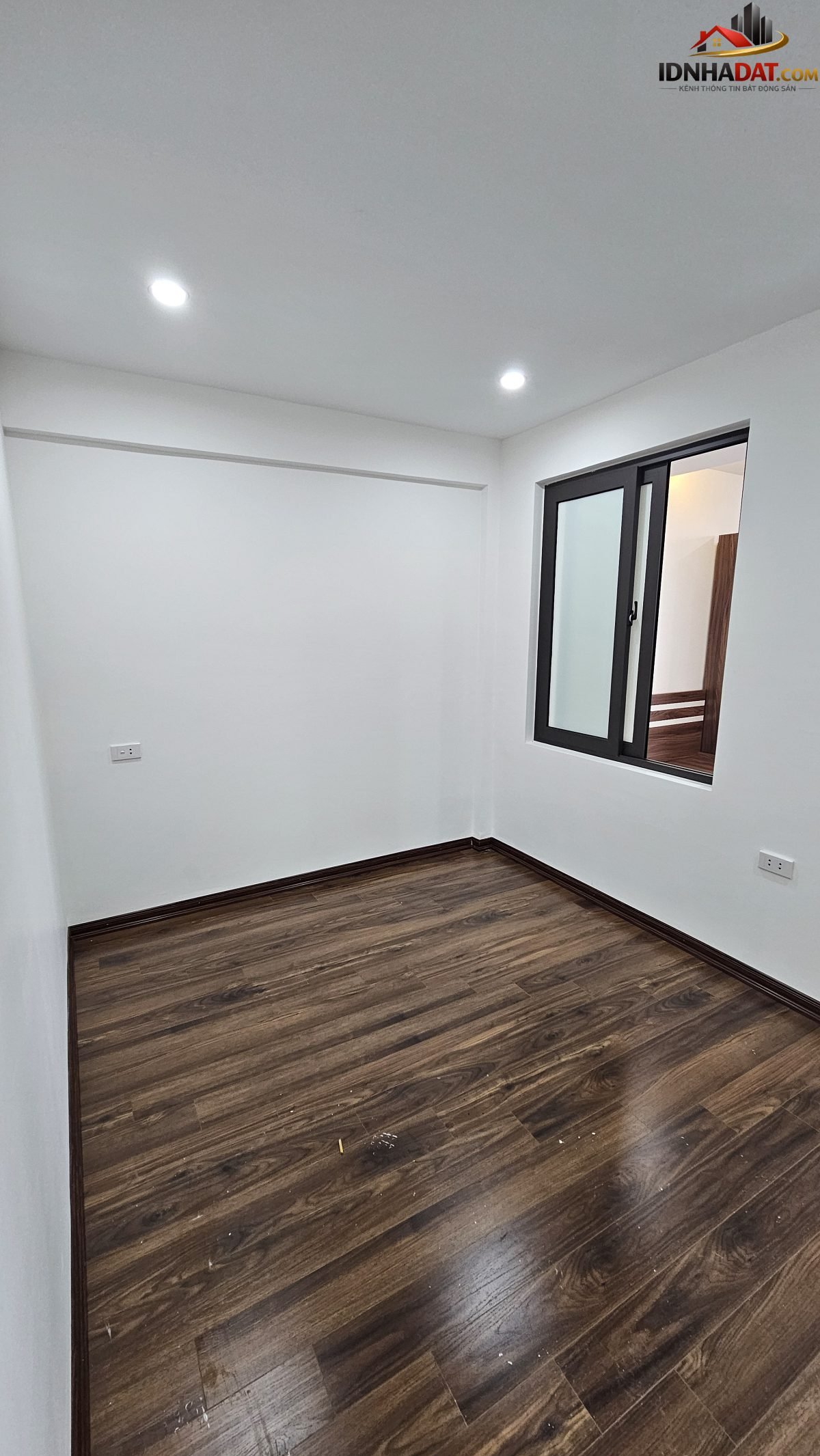 Bán nhà Phường Láng Hạ Quận Đống Đa Thành Phố Hà Nội, căn hộ tập thể 90m2 giá 2,2 tỷ