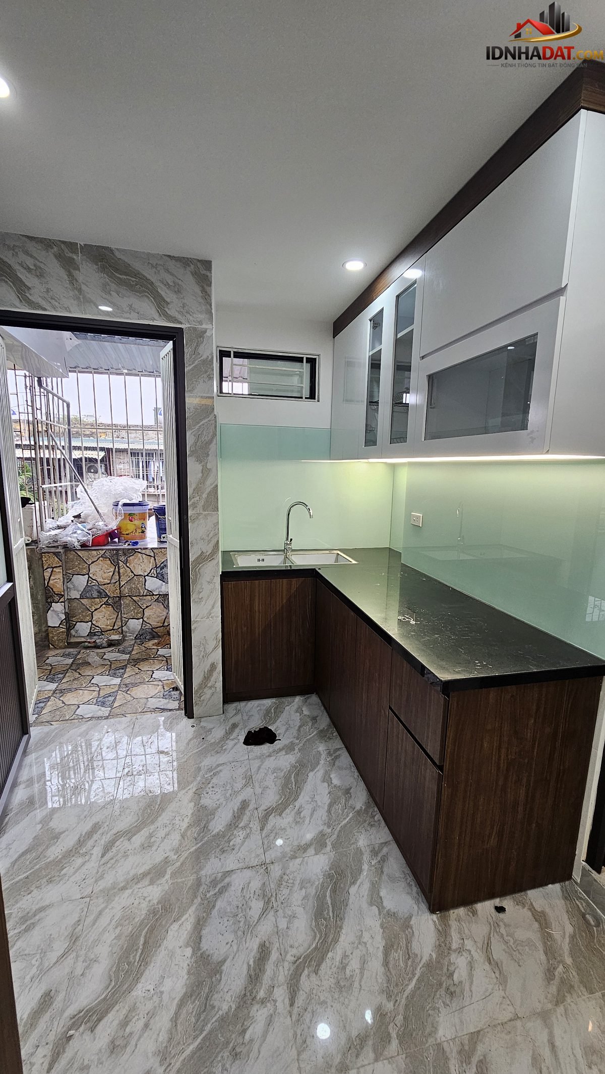 Bán nhà Phường Láng Hạ Quận Đống Đa Thành Phố Hà Nội, căn hộ tập thể 90m2 giá 2,2 tỷ