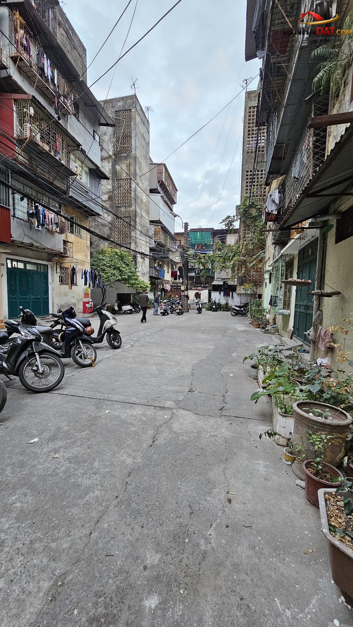 Bán nhà Phường Láng Hạ Quận Đống Đa Thành Phố Hà Nội, căn hộ tập thể 90m2 giá 2,2 tỷ