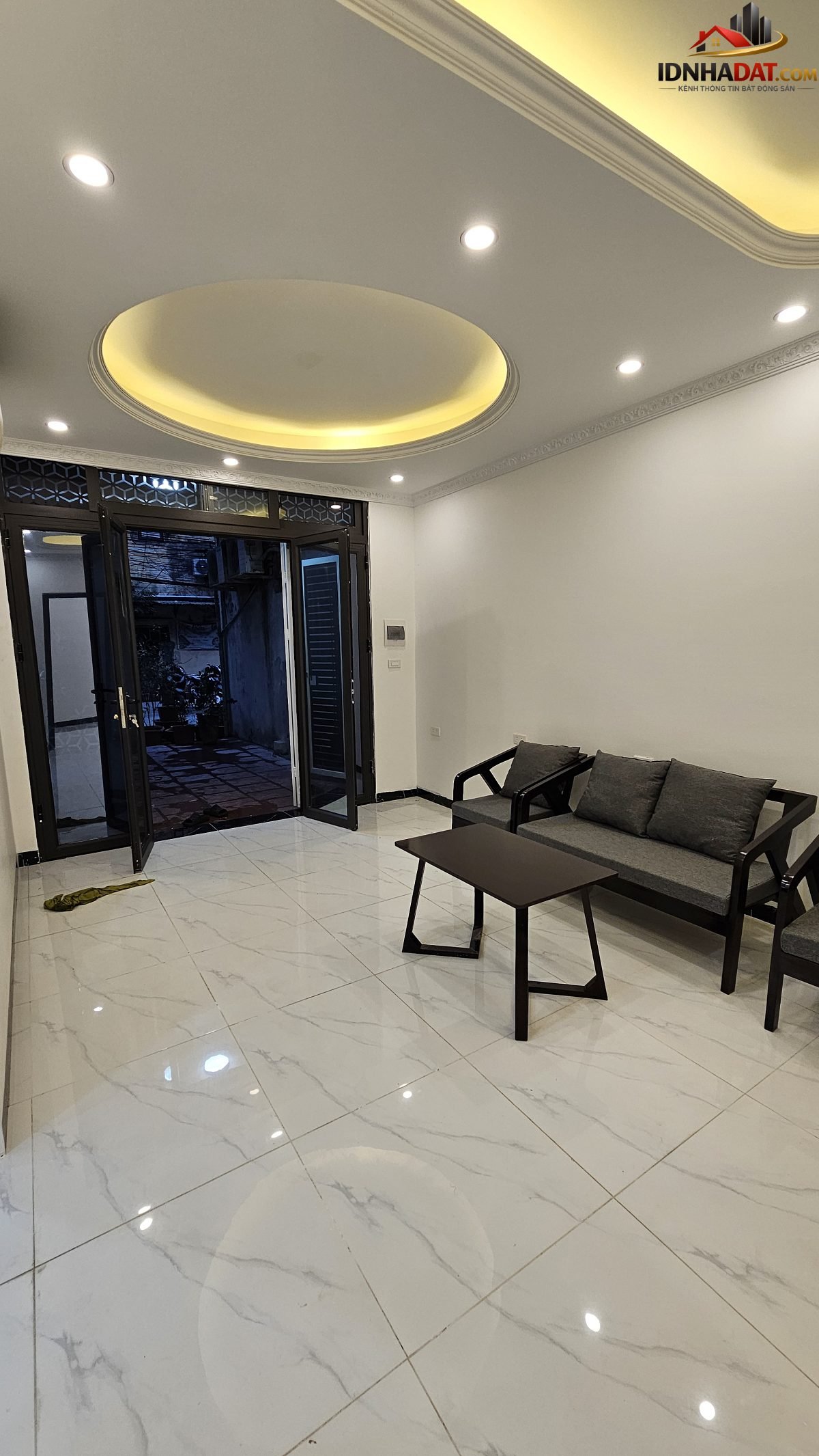 Bán nhà Phường Láng Hạ Quận Đống Đa Thành Phố Hà Nội, căn hộ tập thể 90m2 giá 2,2 tỷ