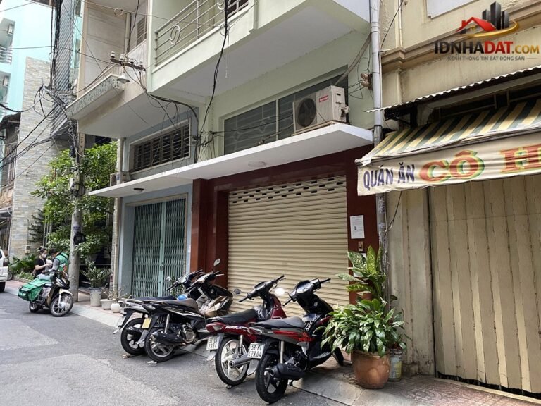 Bán gấp nhà hẻm rộng 8m thông Nguyễn Huệ, Hàm Nghi, Quận 1 – Diện tích 70m2 – Giá 43 tỷ