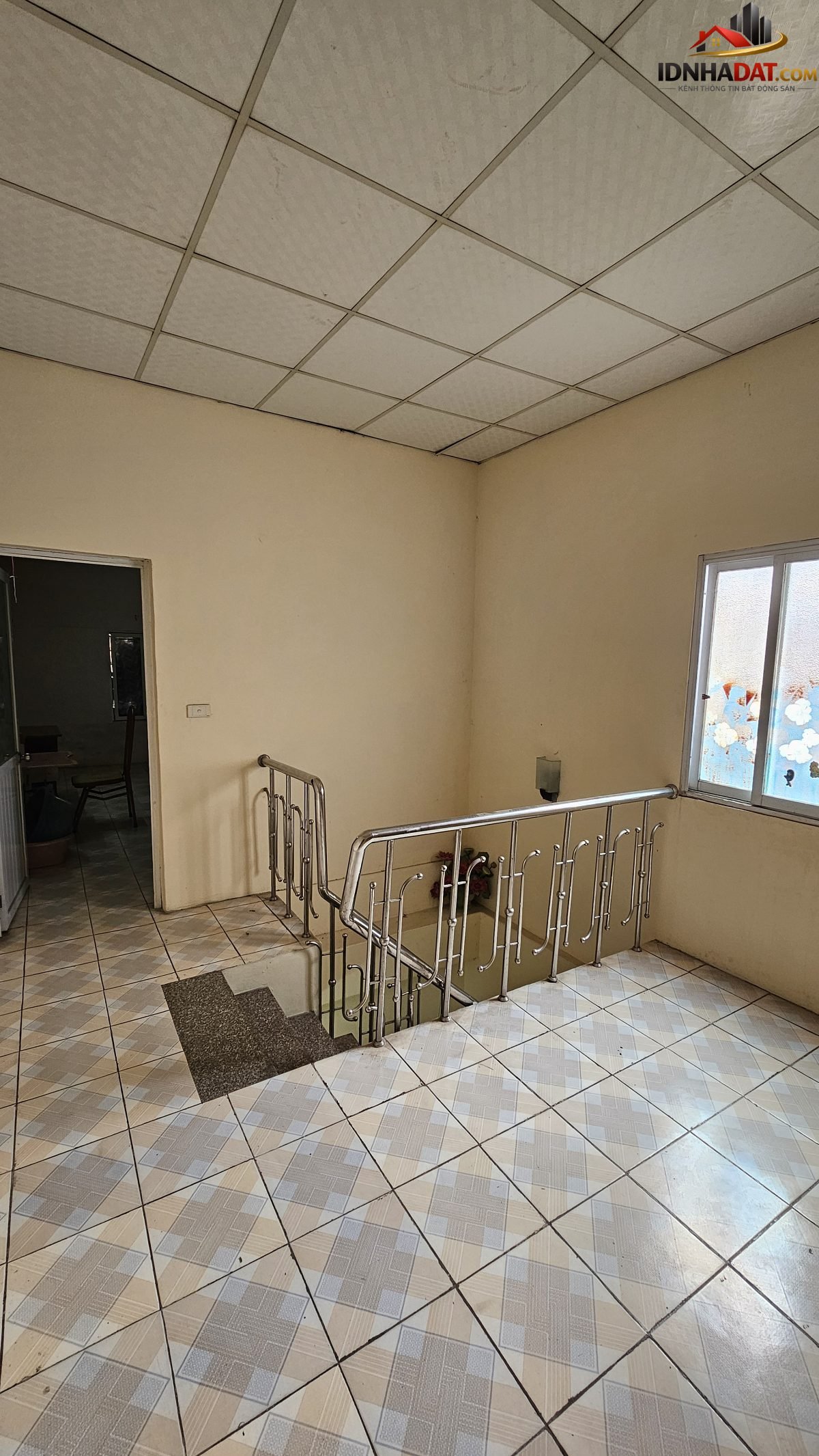 Bán nhà Phường Láng Hạ Quận Đống Đa Thành Phố Hà Nội, căn hộ tập thể 90m2 giá 2,2 tỷ